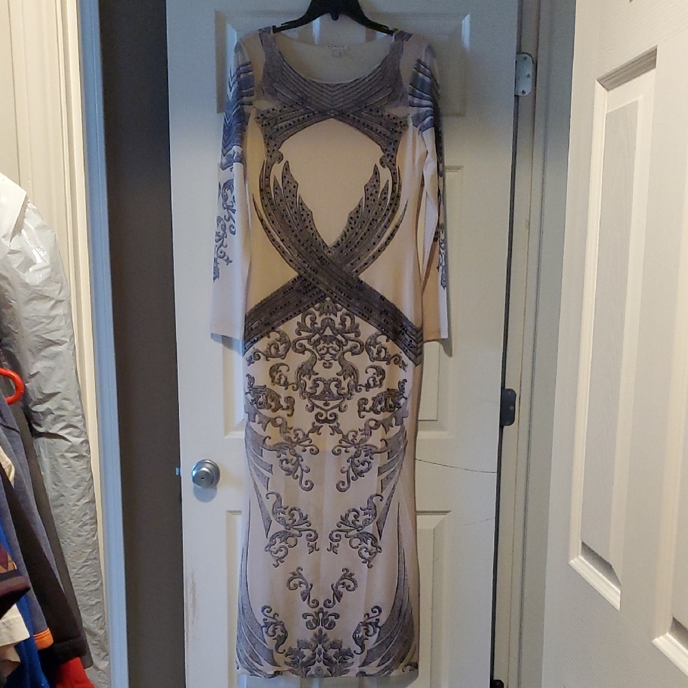 VENUS Black and Cream Bodycon Maxi Dress